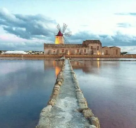 Baglio Pispisia Villa *